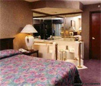Lees Inn & Suites Muncie Ruang foto